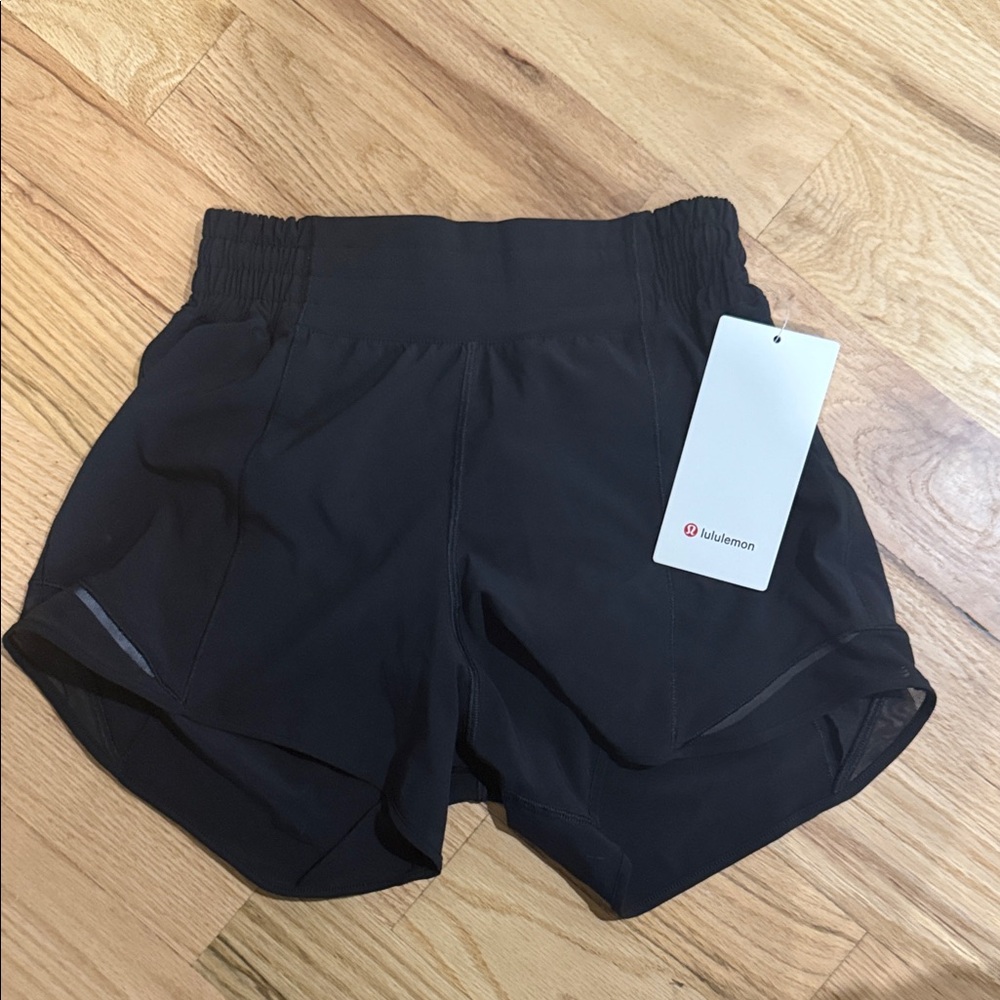 Luluemon Hotty Hots High Rise 4 inch